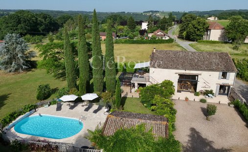 Casa a Saussignac, Nuova Aquitania, Francia 1