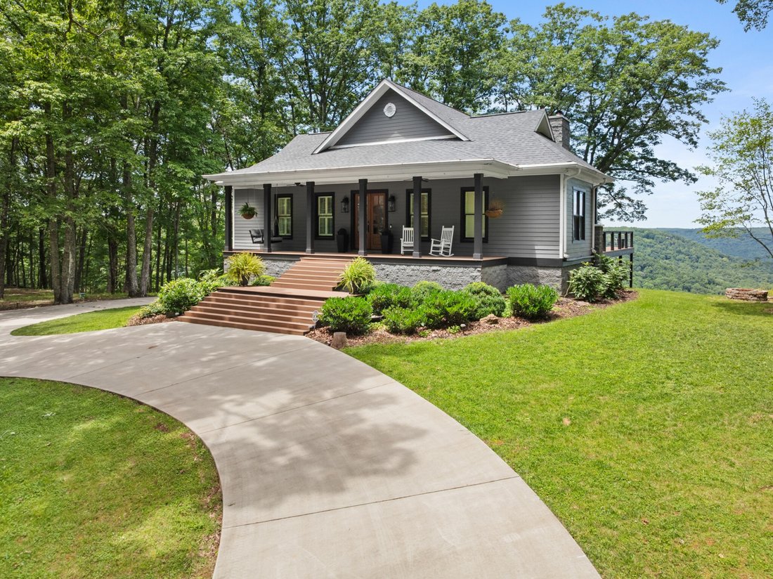 House in South Pittsburg, Tennessee, United States 2 - 18208395