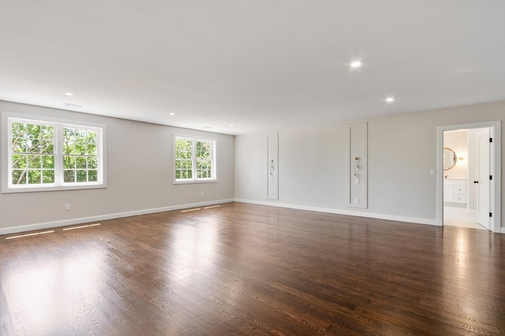 House in Shrewsbury, Massachusetts, United States 4 - 18080905