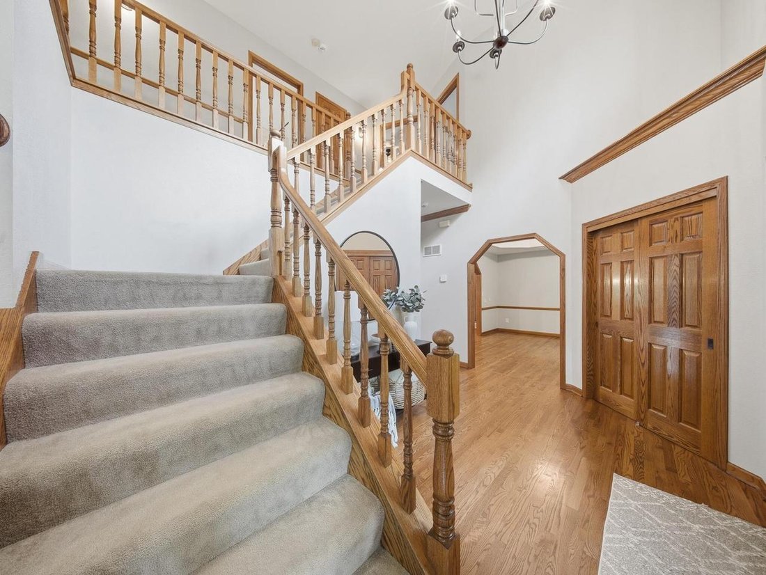 House in Pewaukee, Wisconsin, United States 4 - 18207454