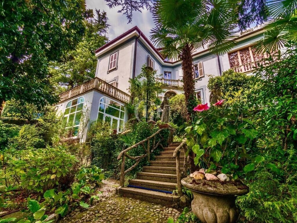 Villa in Dizzasco, Lombardy, Italy 4 - 18207993