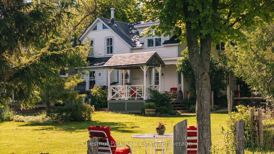 House in Clarksburg, Ontario, Canada 4 - 18209469