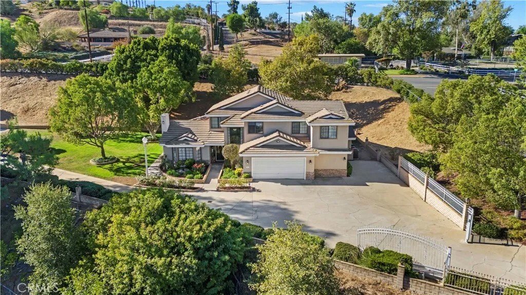 Condo in Riverside, California, United States 1 - 18208025
