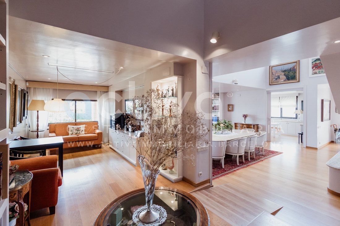 Villa in Esplugues de Llobregat, Catalonia, Spain 5 - 18209087
