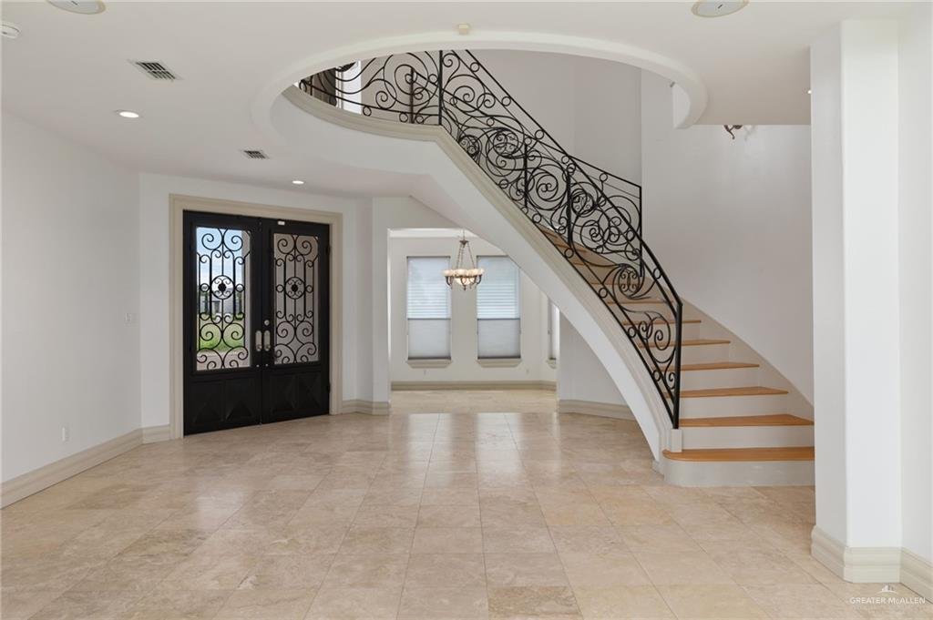 House in Mission, Texas, United States 3 - 18207232