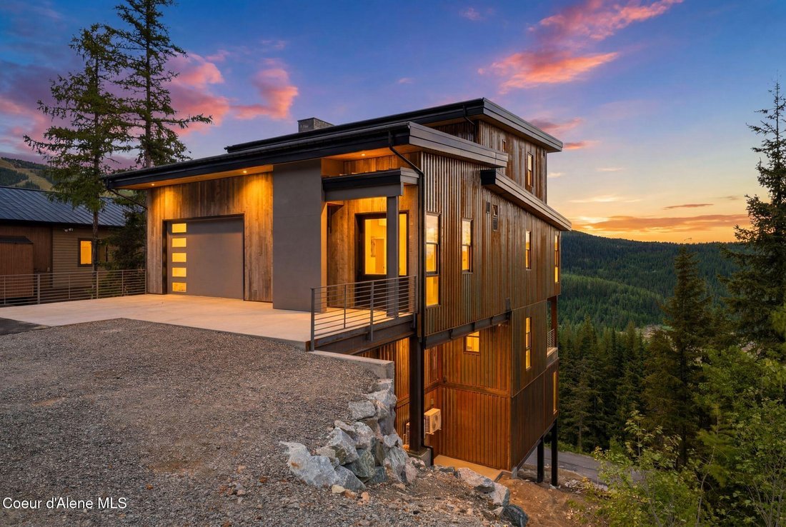 House in Sandpoint, Idaho, United States 2 - 18209326