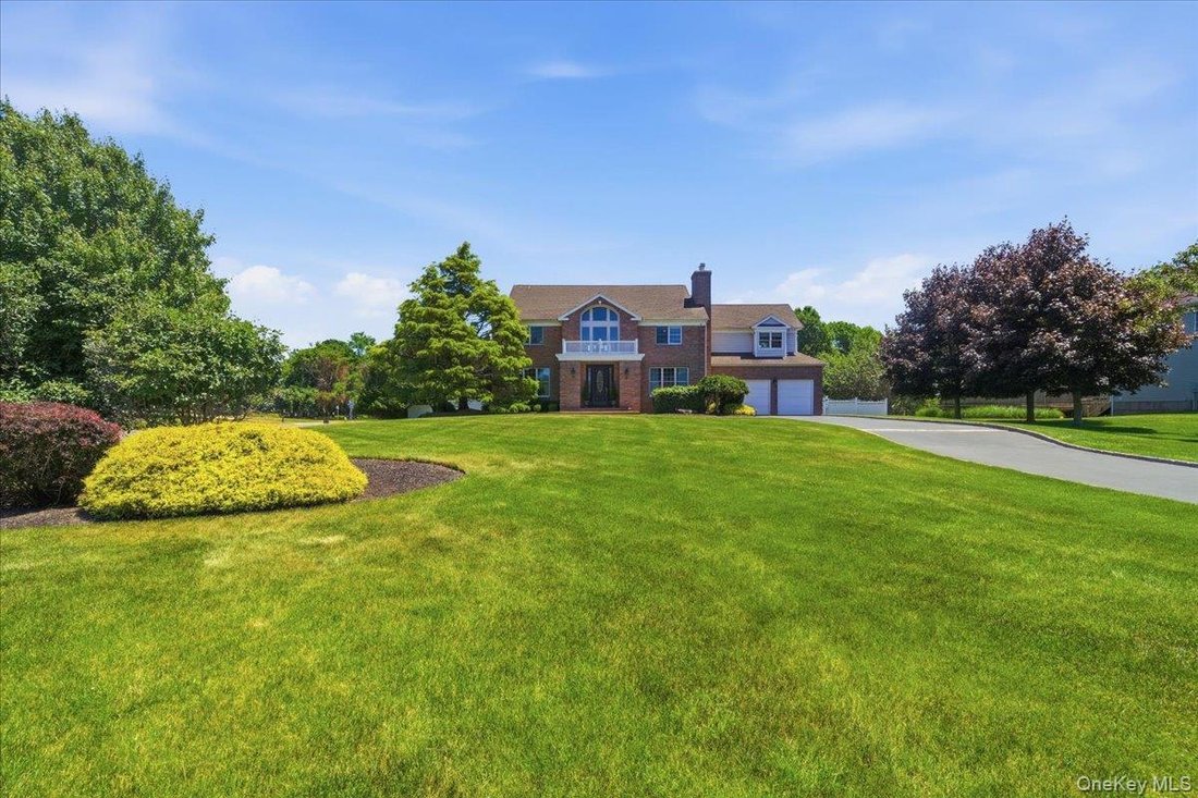 House in East Patchogue, New York, United States 1 - 18207366