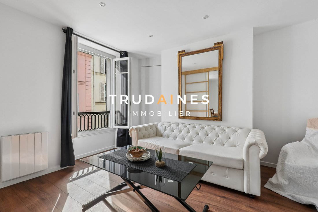 Apartment in Amiraux-Simplon-Poissonniers, Paris 18e Arrondissement, Paris 5 - 18209005