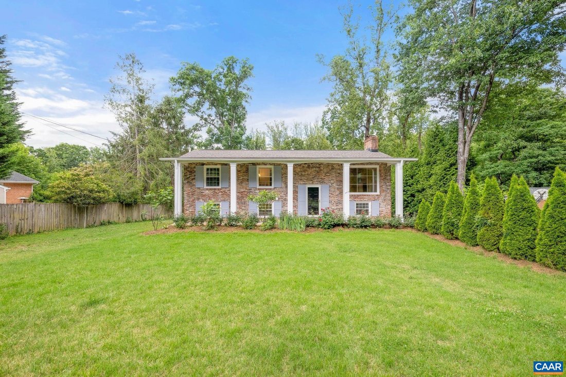 House in Charlottesville, Virginia, United States 2 - 18207394