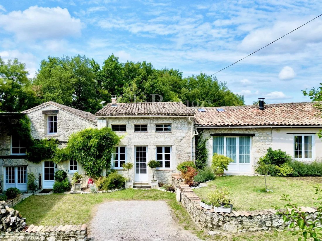 House in Duras, Nouvelle-Aquitaine, France 1 - 18207921