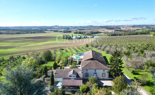 House in Tombebœuf, Nouvelle-Aquitaine, France 1