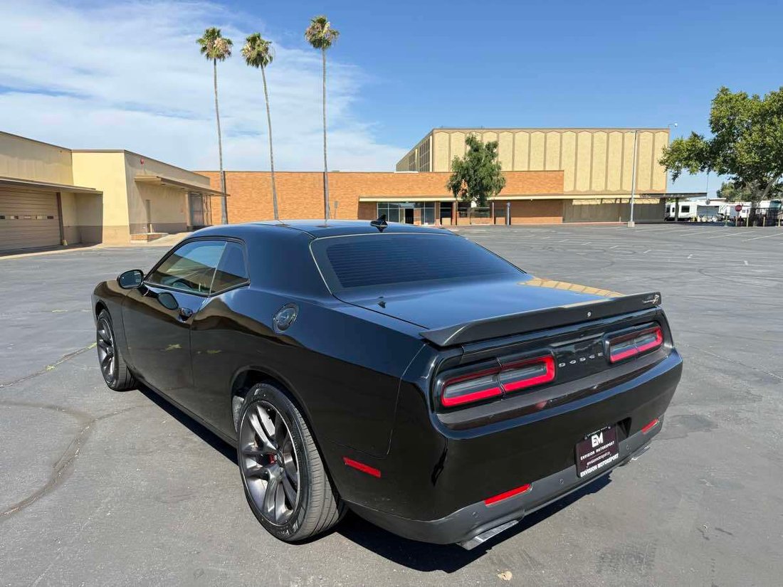 Coupe in Sacramento, CA, United States 5 - 18209042