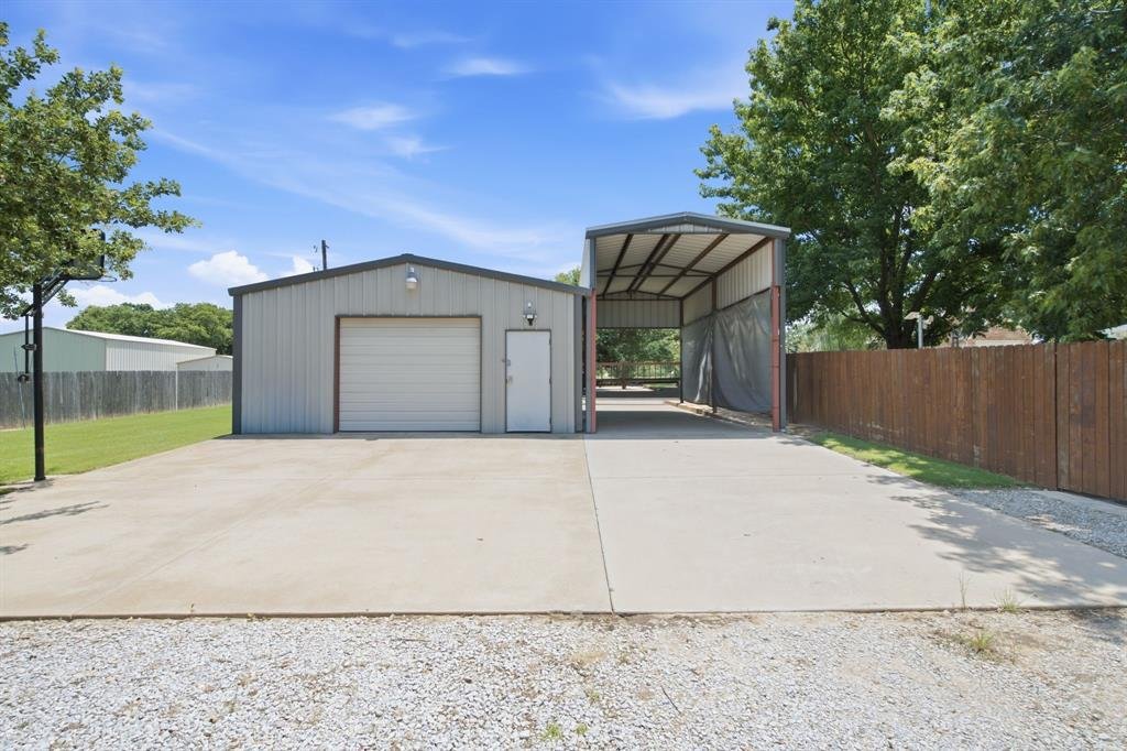 House in Springtown, Texas, United States 2 - 18207866
