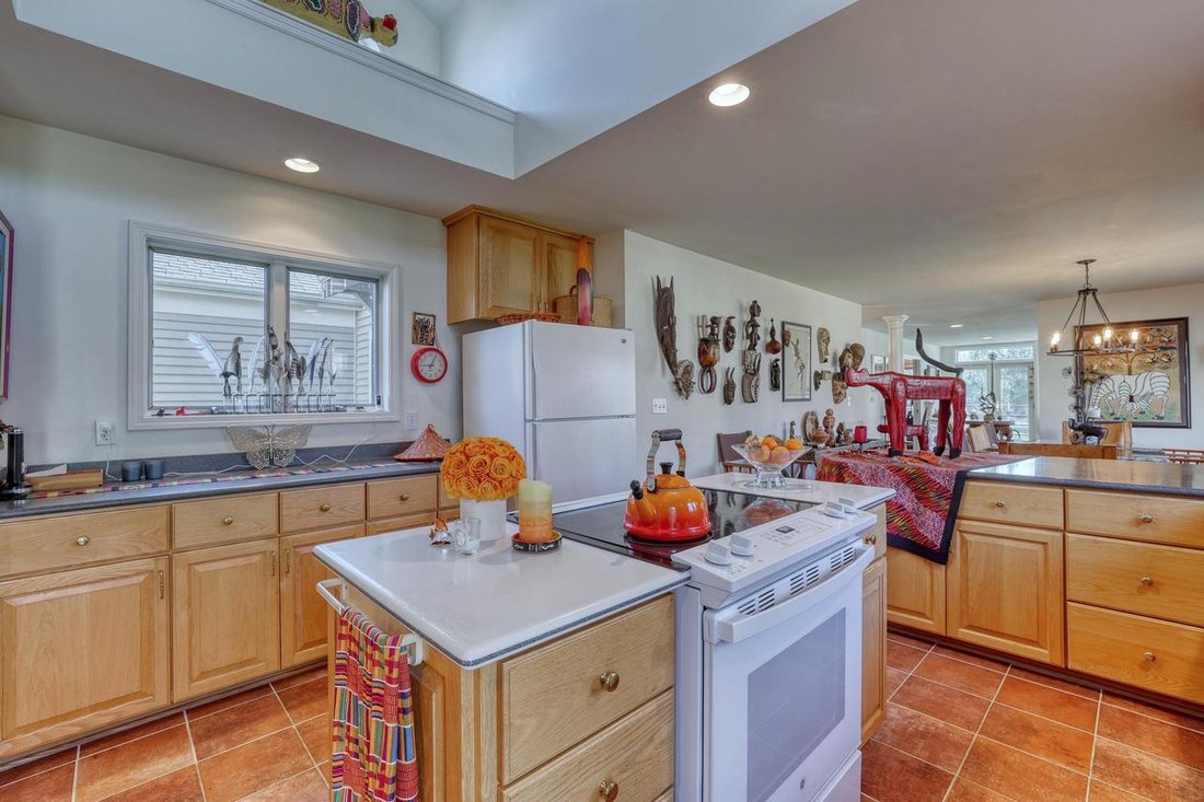 Condo in Pewaukee, Wisconsin, United States 5 - 18207452