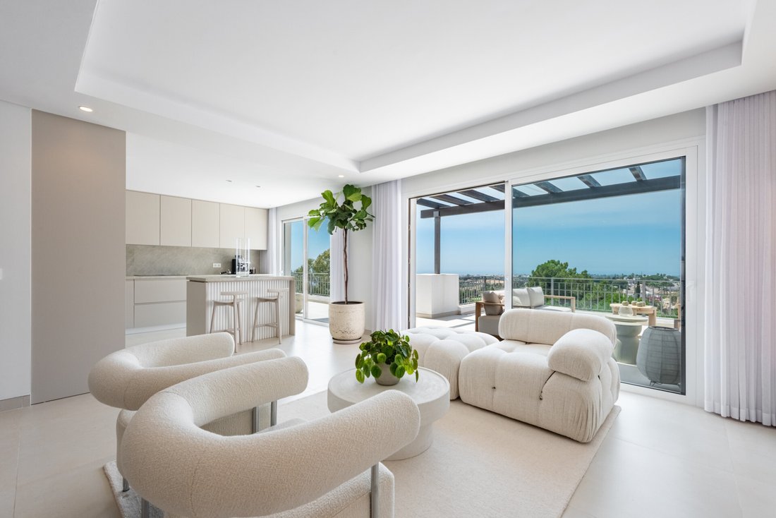 Penthouse in La Quinta, Benahavis, Andalusia 2 - 16006831