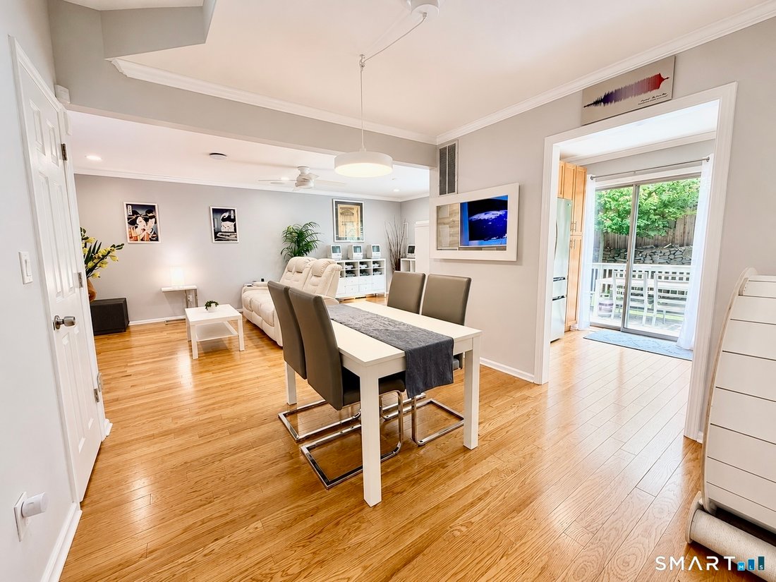 Condo in Fairfield, Connecticut, United States 1 - 18207291