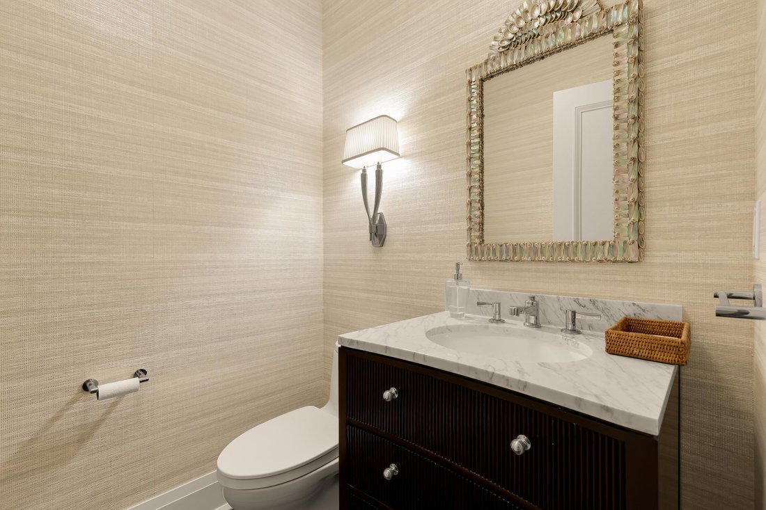 Condo in Washington, District of Columbia, United States 5 - 18208636
