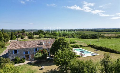 House in Duras, Nouvelle-Aquitaine, France 1