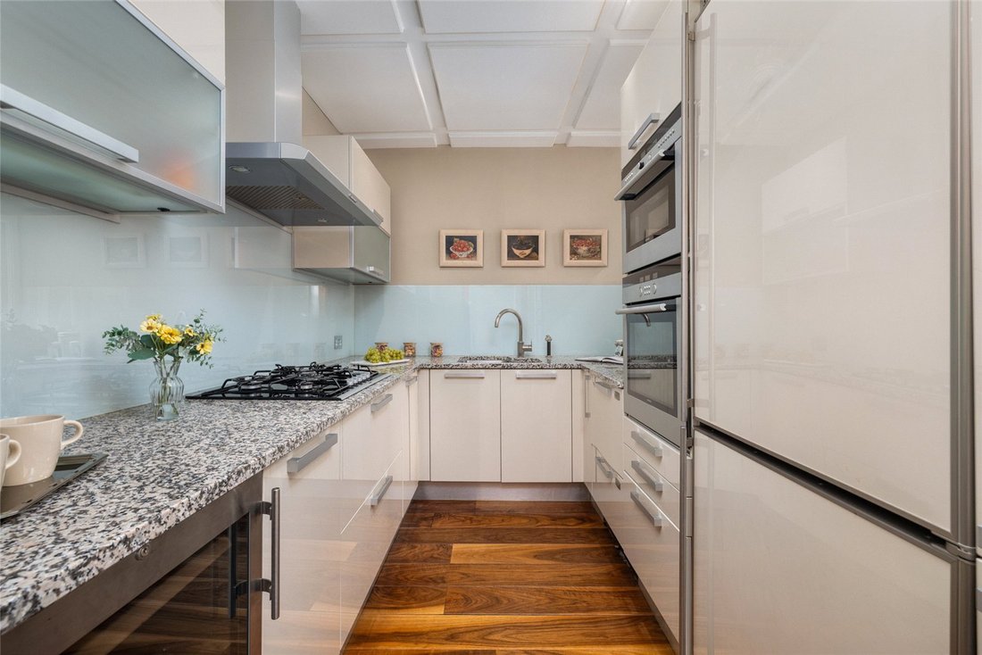 Apartment in Brompton, Kensington And Chelsea, England 5 - 16689889