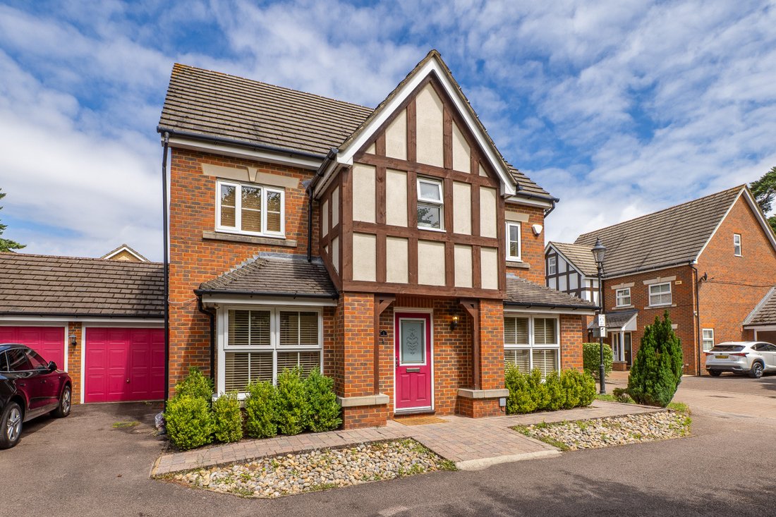 House in Banstead, Reigate and Banstead, England 1 - 13672919