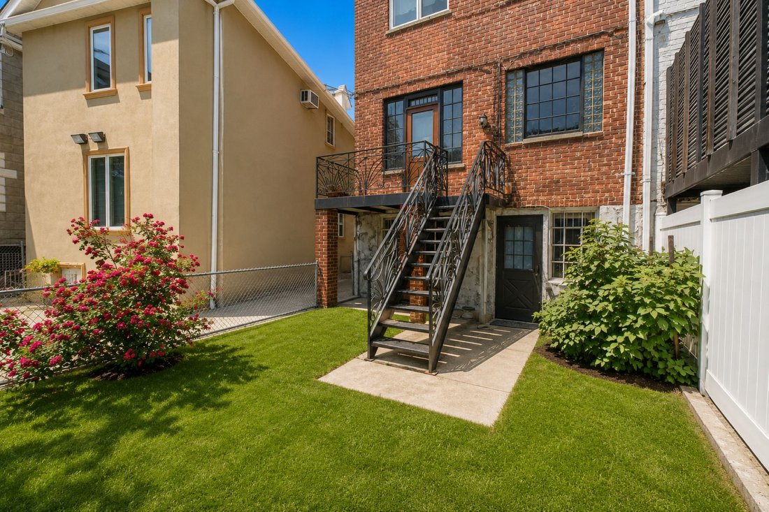 House in New York, New York, United States 5 - 18208605