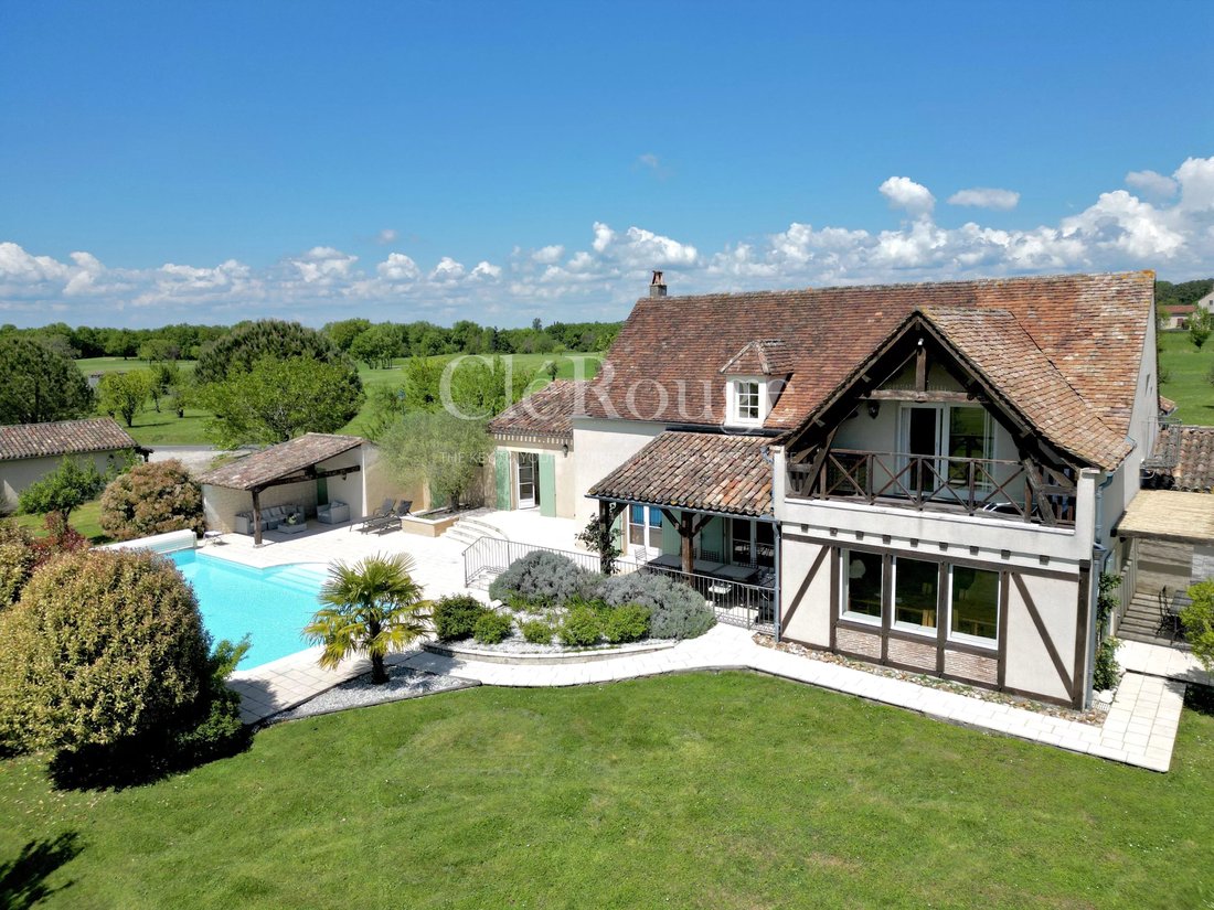 Estate in Vieux Bergerac, Bergerac, France 1 - 18208413