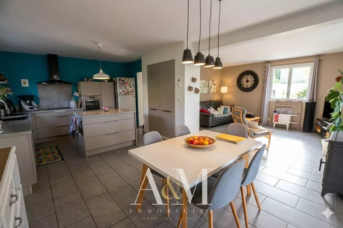 Villa in Nord, Poussan, France 5 - 18209316