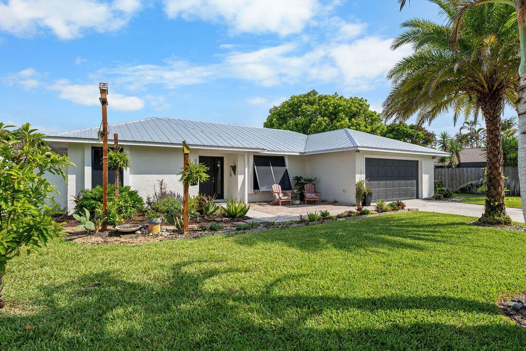 House in Stuart, Florida, United States 3 - 18208145