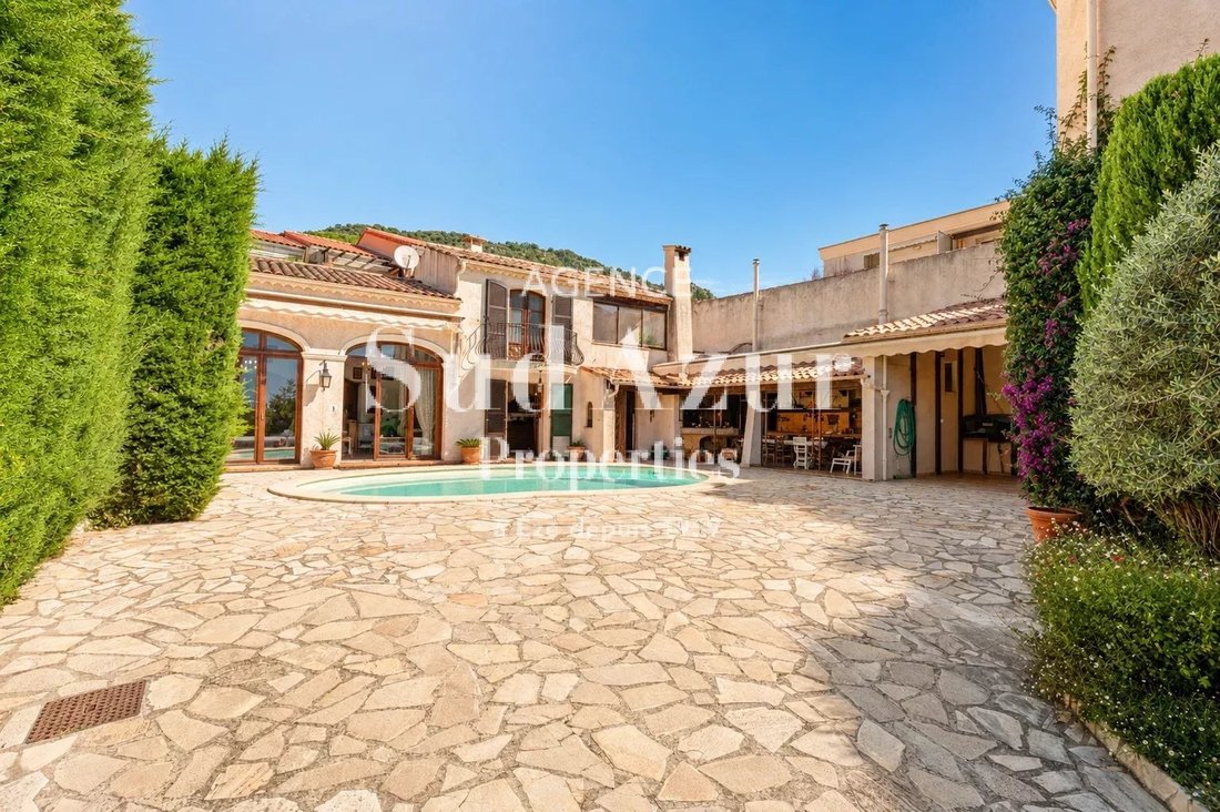 House in Beaulieu-sur-Mer, Provence-Alpes-Côte d'Azur, France 3 - 18207601