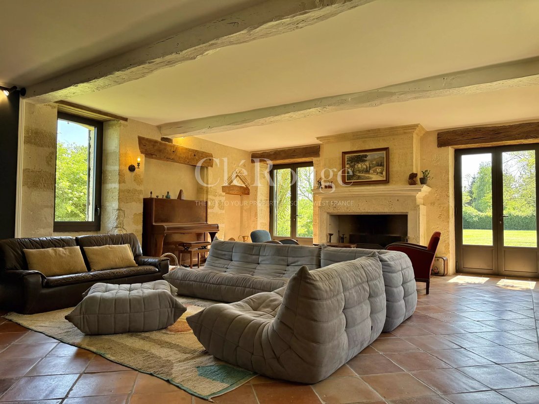 House in Sainte-Foy-la-Grande, Nouvelle-Aquitaine, France 4 - 18208457