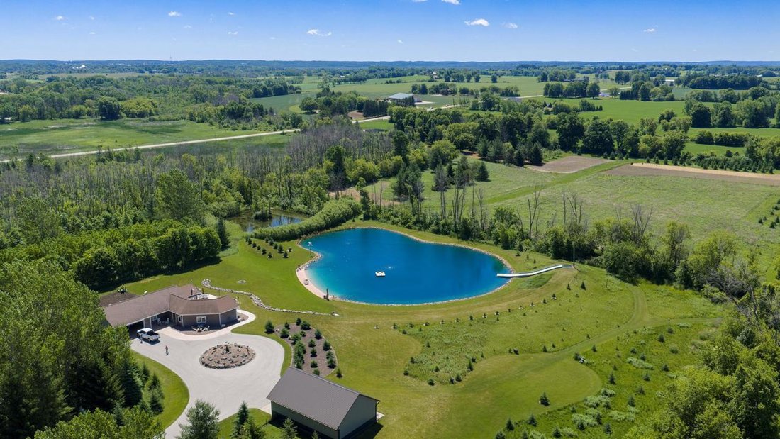 House in New Holstein, Wisconsin, United States 5 - 18207433