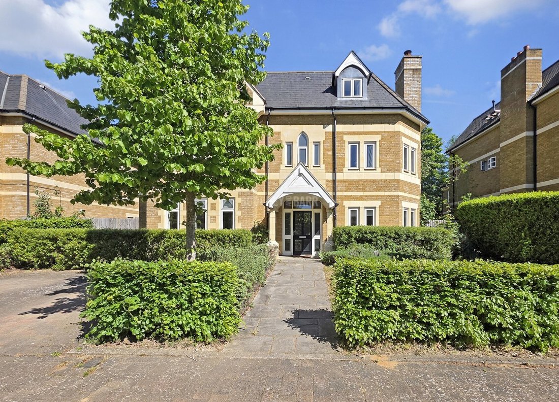 House in Golders Green, Barnet, England 1 - 18154450