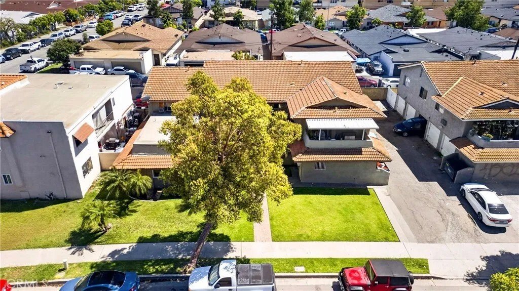 Orange, California, United States 5 - 17887678