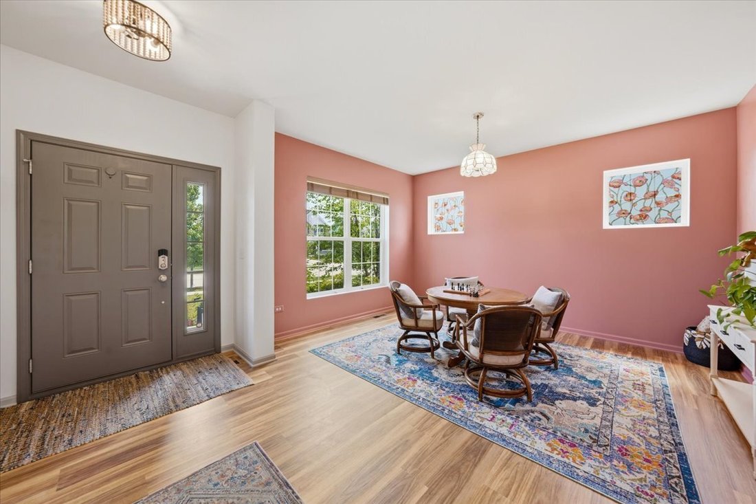 House in Joliet, Illinois, United States 3 - 18208573