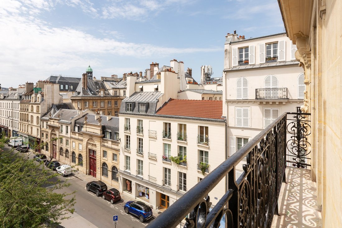 Apartment in Invalides, Paris 7e Arrondissement, Paris 2 - 18208609