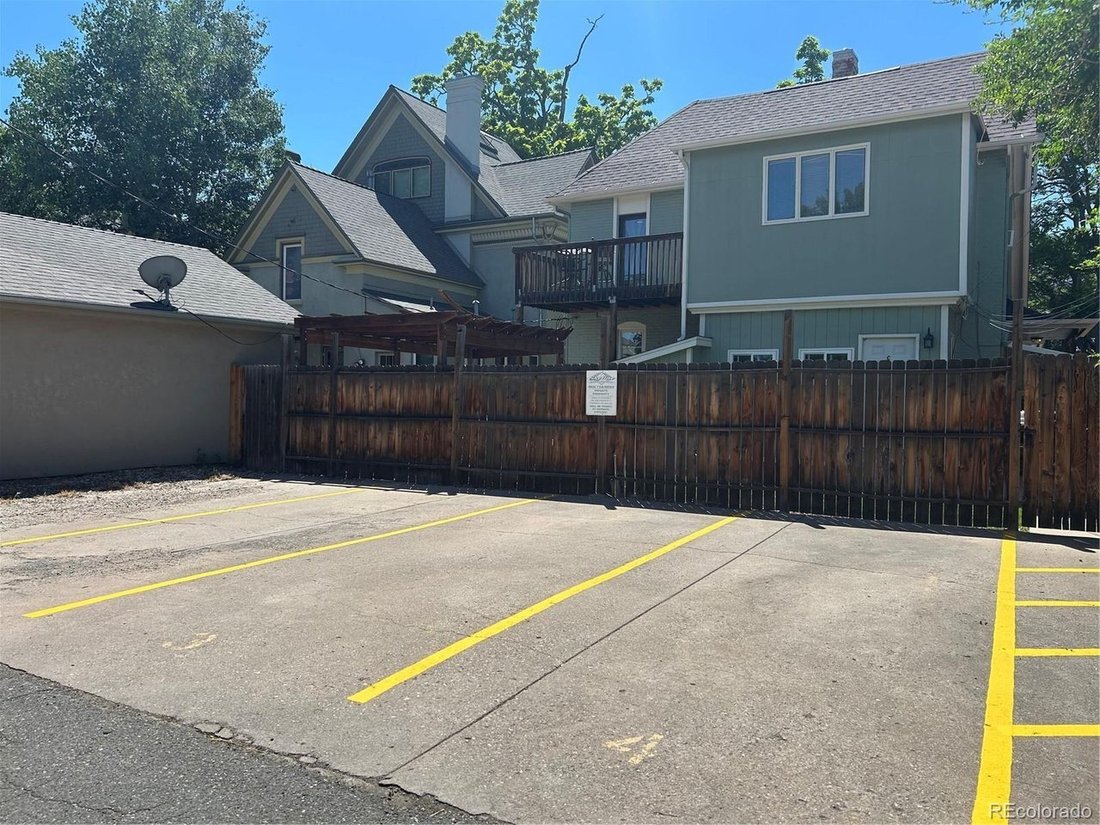 Denver, Colorado, United States 3 - 18207642
