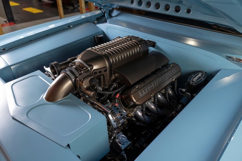 427ci V8 2.9L Whipple Supercharger  Tremek T56 6 Speed  Custom Coupe Resto-Mod in Green Brook, United States 3 - 18207810
