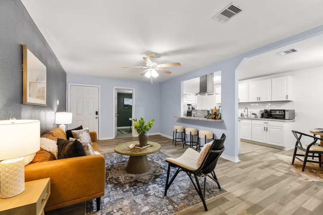 House in Houston, Texas, United States 4 - 18208461