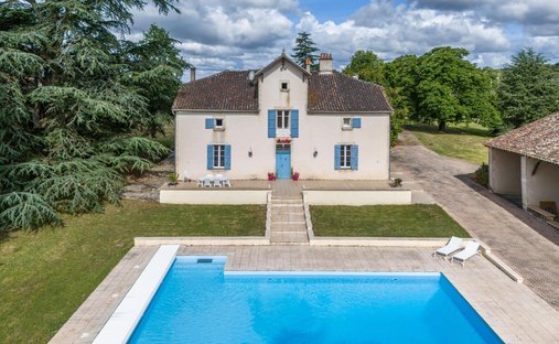 House in Clermont-Soubiran, Nouvelle-Aquitaine, France 1