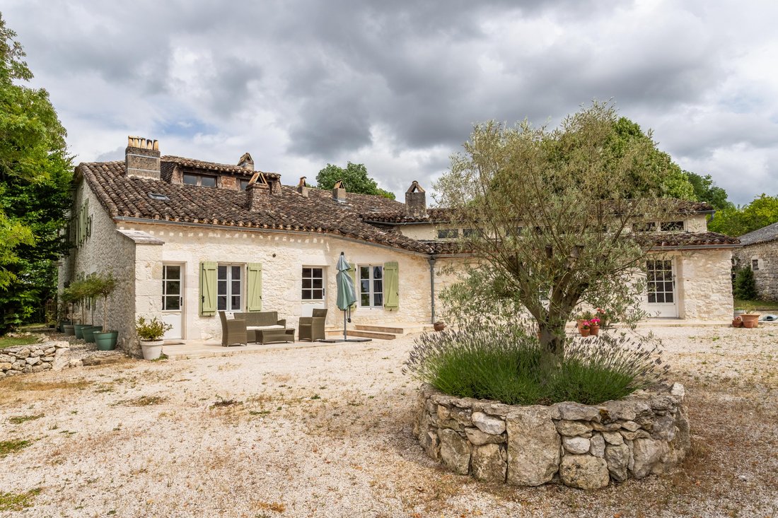 House in Montaigu-de-Quercy, Occitania, France 5 - 18209025