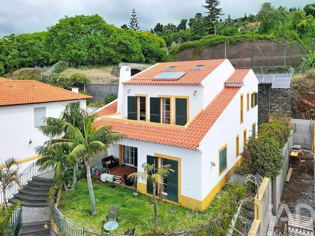 Townhouse in Santa Maria Maior, Madeira, Portugal 1 - 17555790