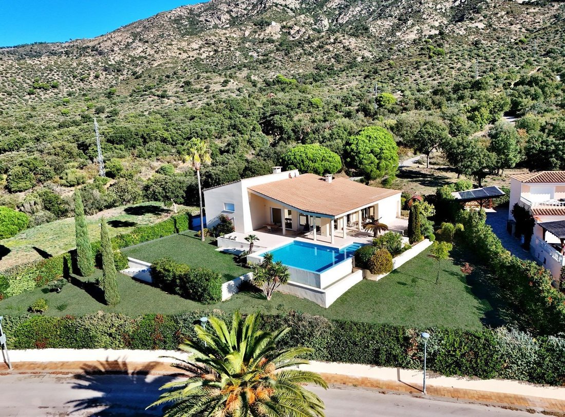 Villa in Palau-saverdera, Catalonia, Spain 3 - 18208651