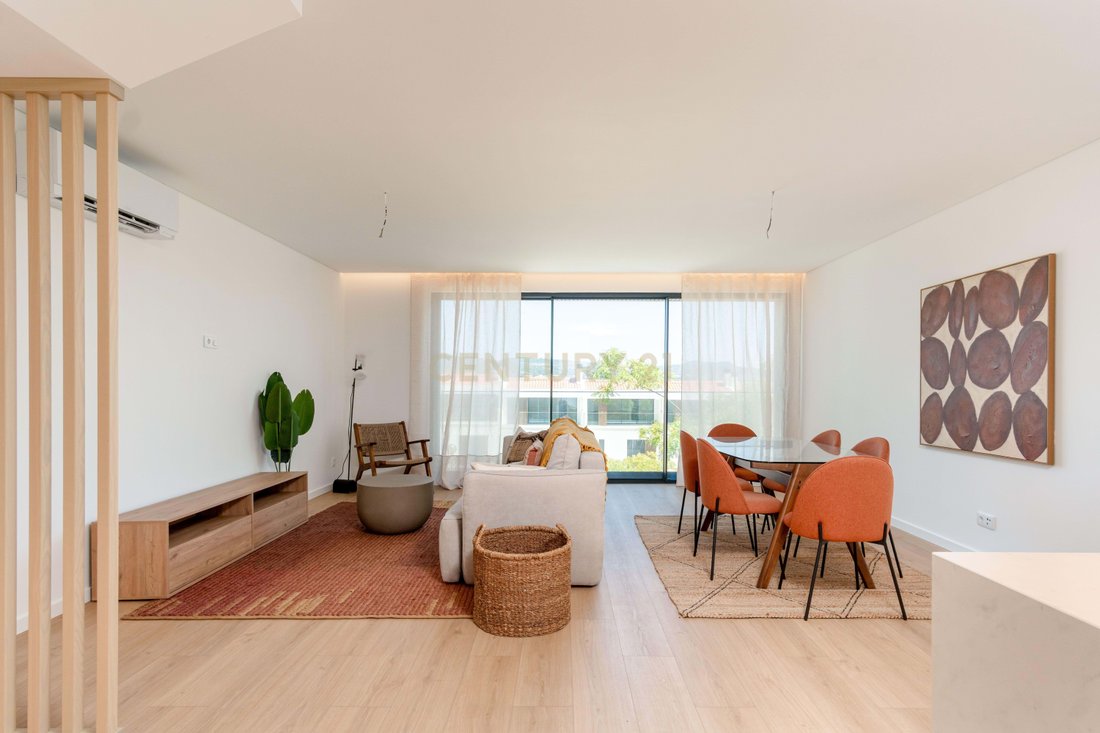 Villa in Loures, Lisbon, Portugal 1 - 18209071