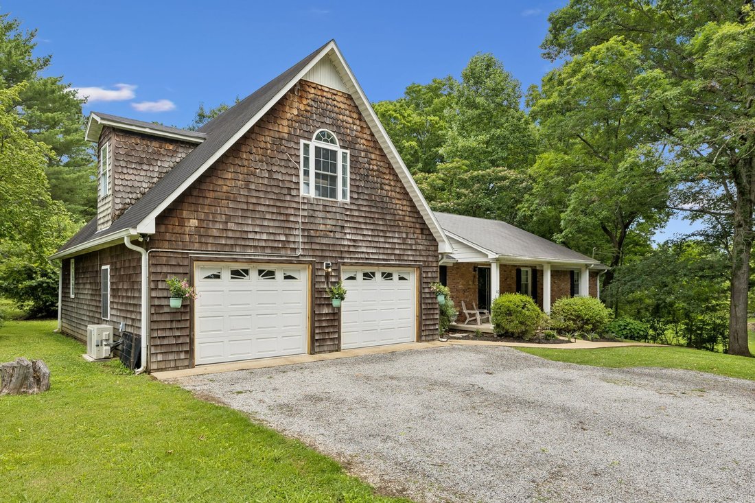 House in Columbia, Tennessee, United States 4 - 18208359