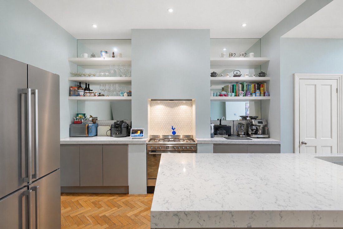 House in West Ealing, Ealing, England 3 - 18208551