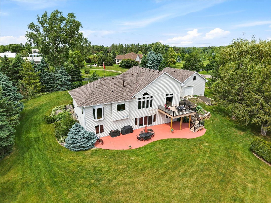House in Medina, Minnesota, United States 3 - 18207690