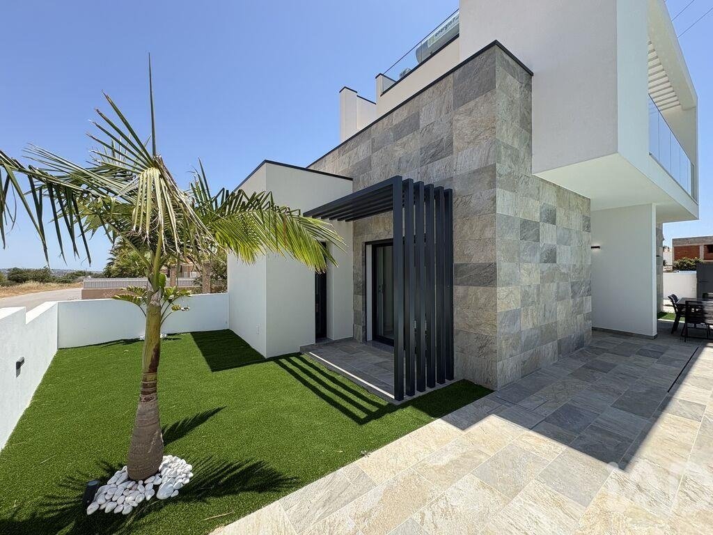 Townhouse in Armacao de Pera, Algarve, Portugal 2 - 16829263