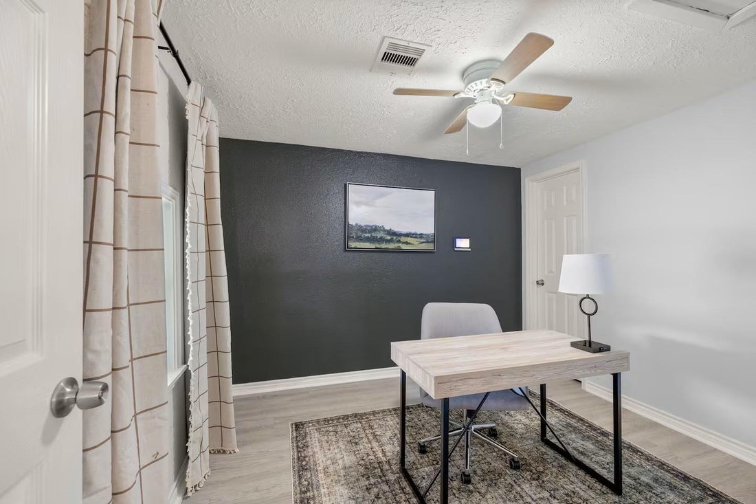 House in Houston, Texas, United States 5 - 18208461