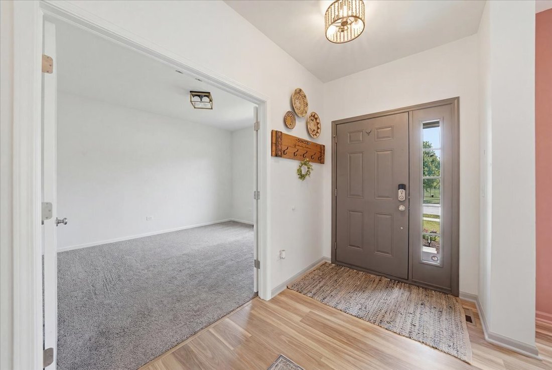 House in Joliet, Illinois, United States 5 - 18208573