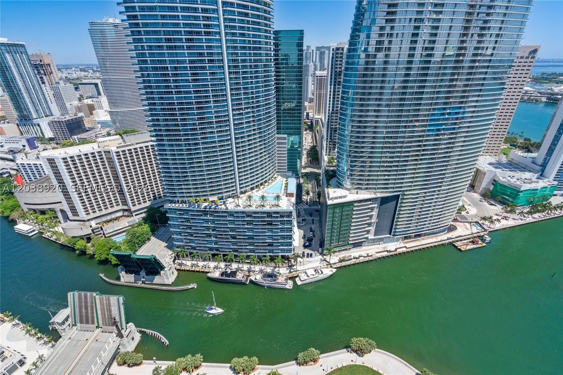 Condo in Miami, Florida, United States 2 - 18209468